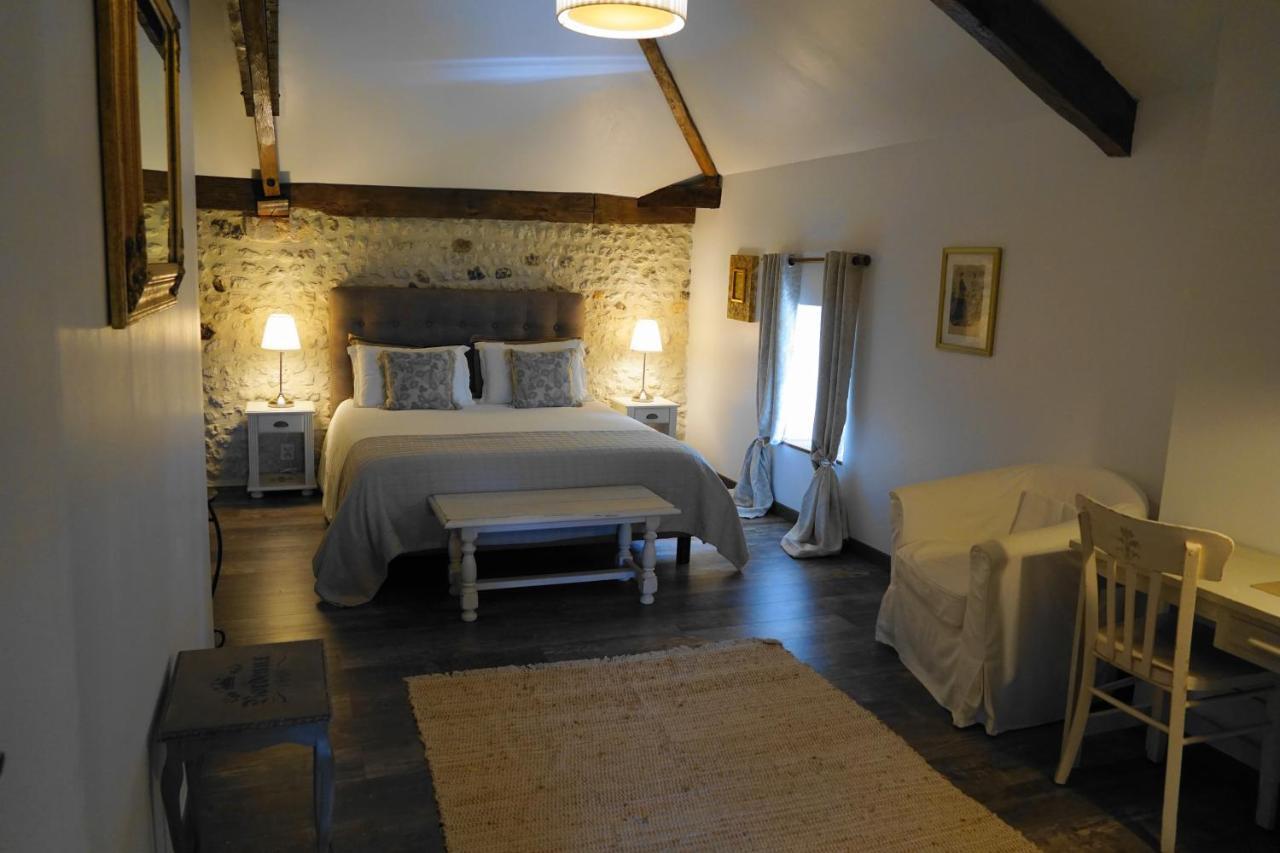 Le Chemin Bed & Breakfast Challignac Dış mekan fotoğraf