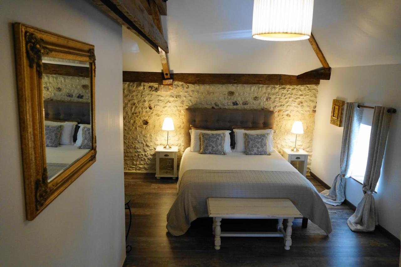Le Chemin Bed & Breakfast Challignac Dış mekan fotoğraf
