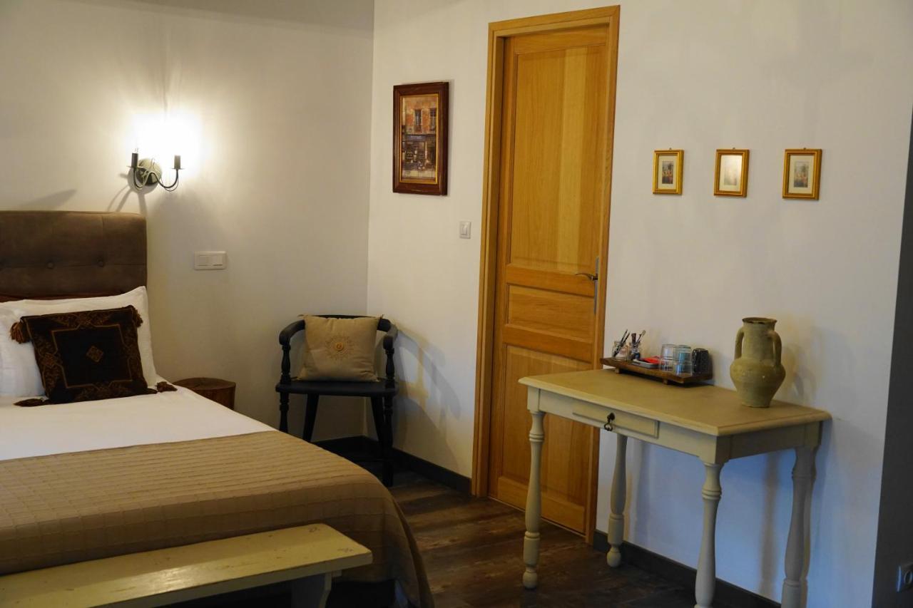 Le Chemin Bed & Breakfast Challignac Dış mekan fotoğraf