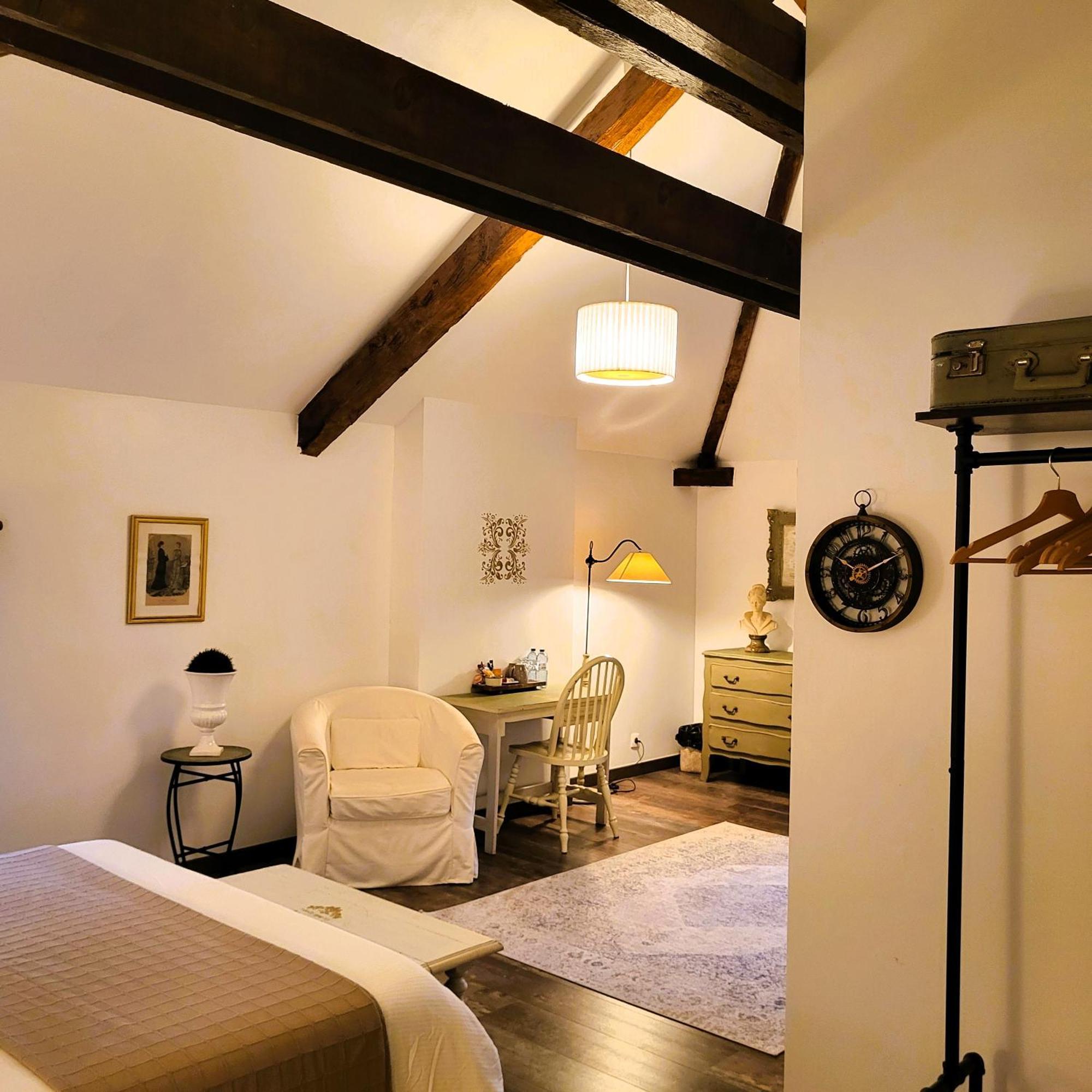 Le Chemin Bed & Breakfast Challignac Dış mekan fotoğraf