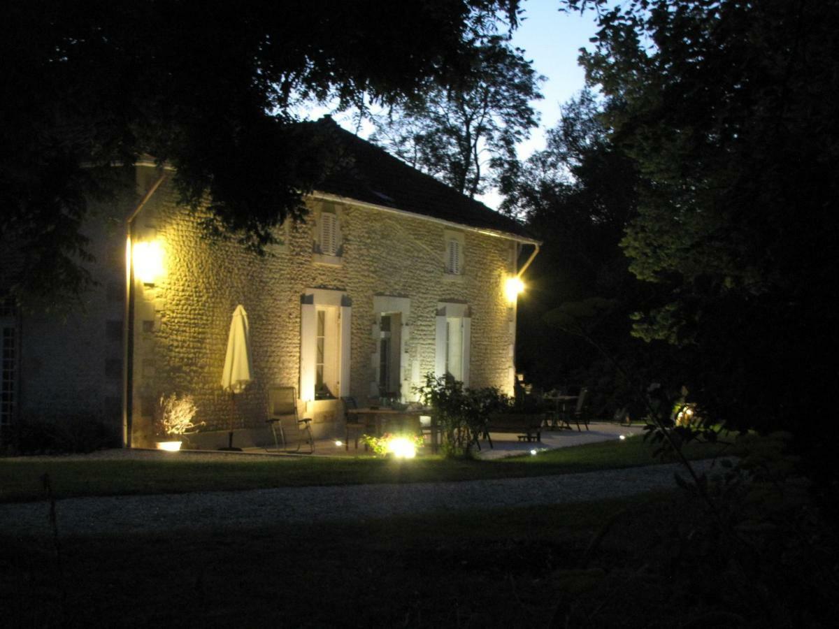 Le Chemin Bed & Breakfast Challignac Dış mekan fotoğraf