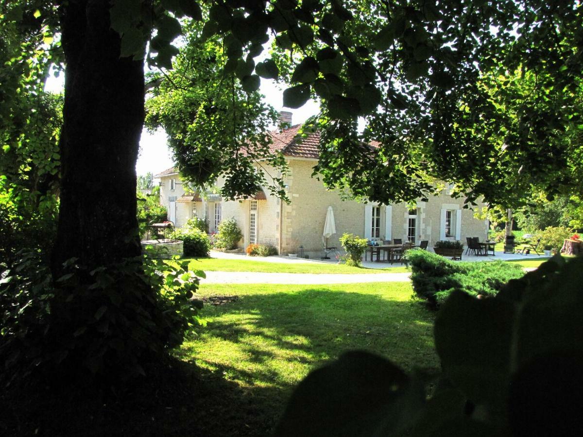 Le Chemin Bed & Breakfast Challignac Dış mekan fotoğraf